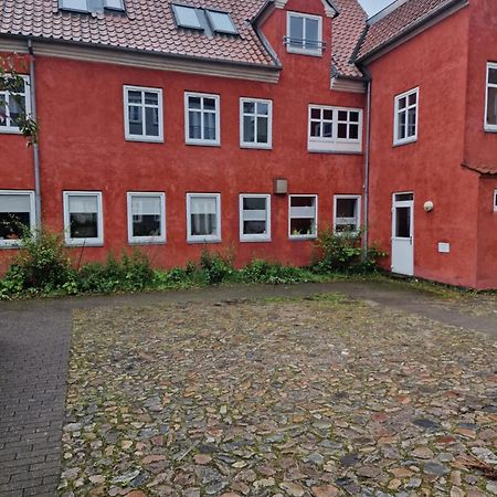 Paen Central Lejlighed Med Gratis Parkering Раннерс Экстерьер фото